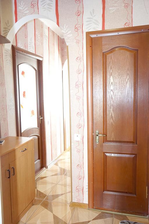 קאמיאנטס - פודיסקי Apartment On Kniaziv Koriatovychiv מראה חיצוני תמונה